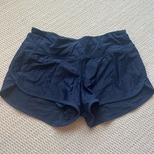 Lulu lemon sped shorts